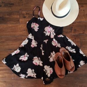 Urban Outfitters kimchi blue floral romper